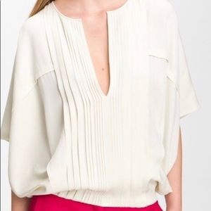 NWT DVF Khalila stretch top.